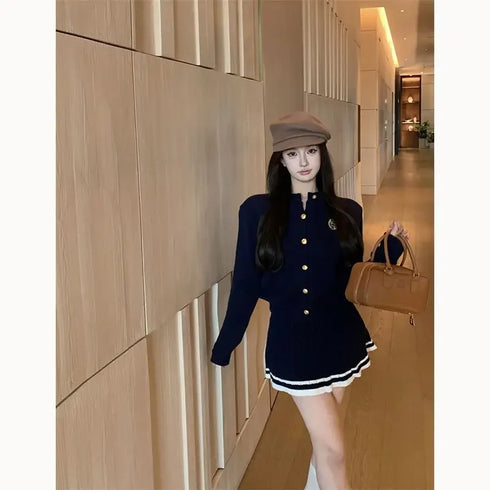 制服デザインニットセットアップ